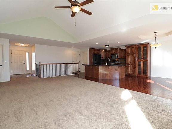 5th image of 8927 N Mersington Ave