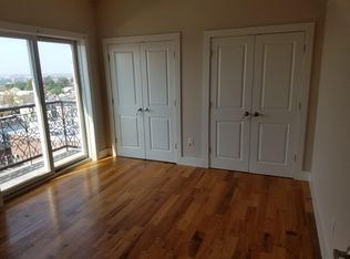 1220 Summit Ave, Union City, NJ 07087