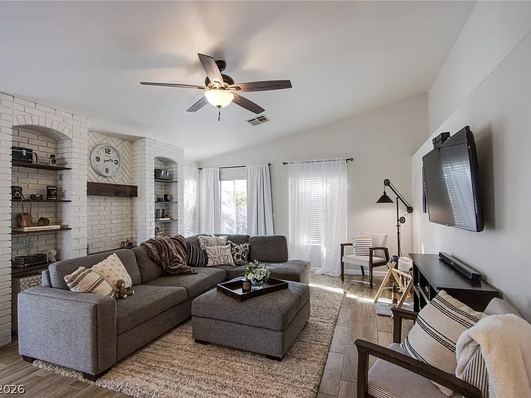 7413 Alpine Ridge St — Photo 3