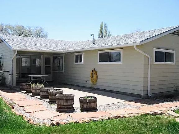 2nd image of 4760 Sandia Dr