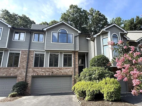 20 Lakeview Dr, Old Tappan, NJ 07675