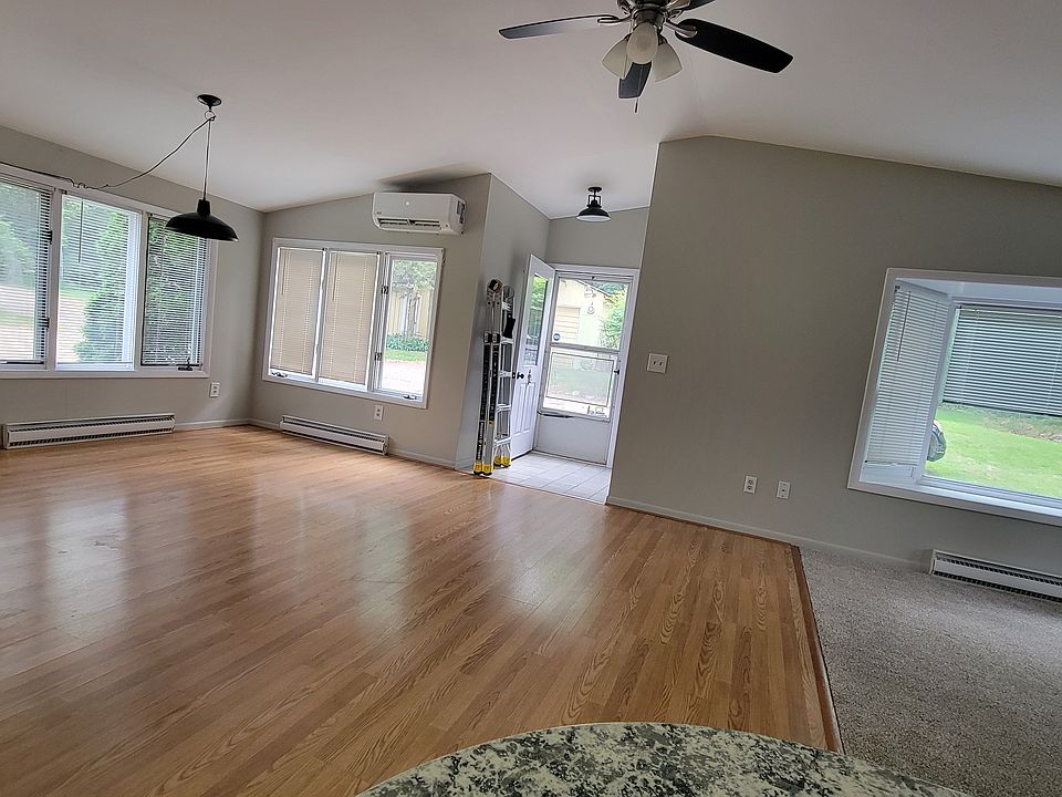 1st image of 188 10th St