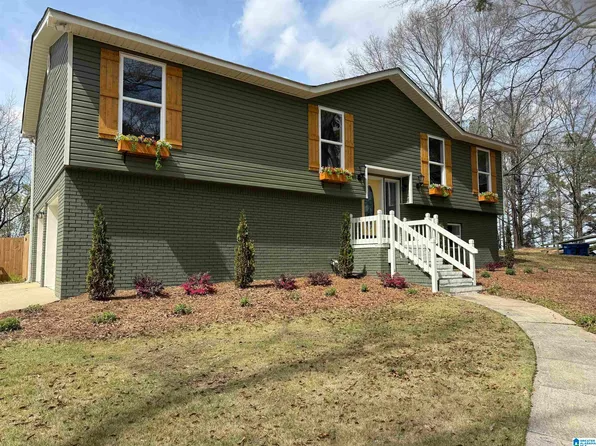 35 Bart Cir, Alabaster, AL 35007