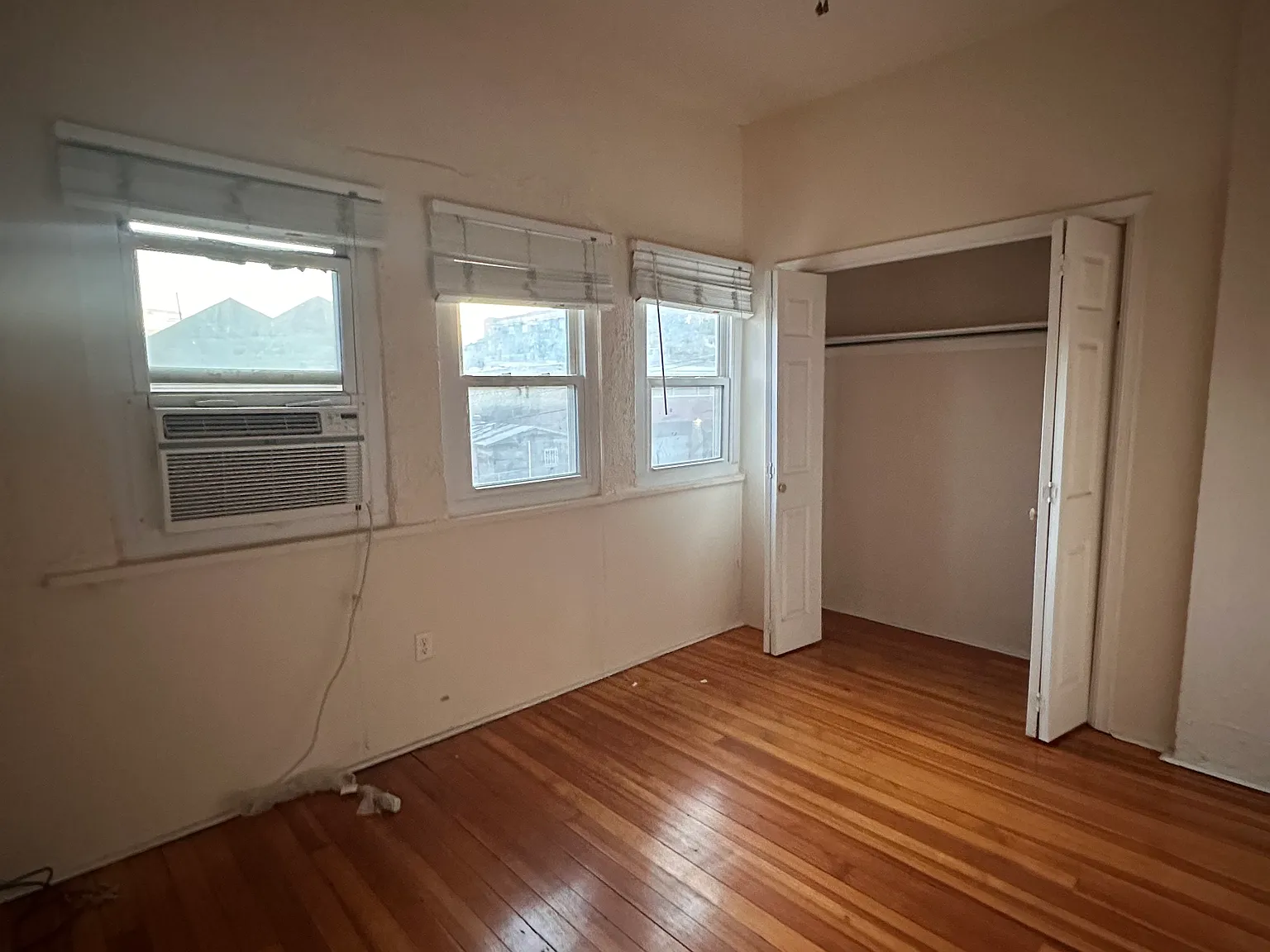 1 bed, 900 sqft, $900 — Photo 3