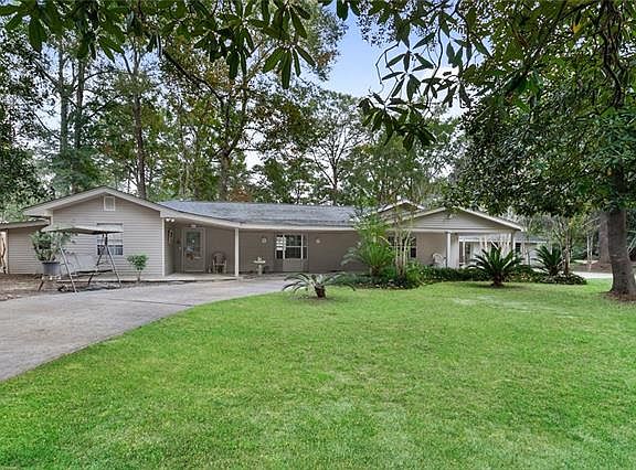 2nd image of 39570 Pecan Dr