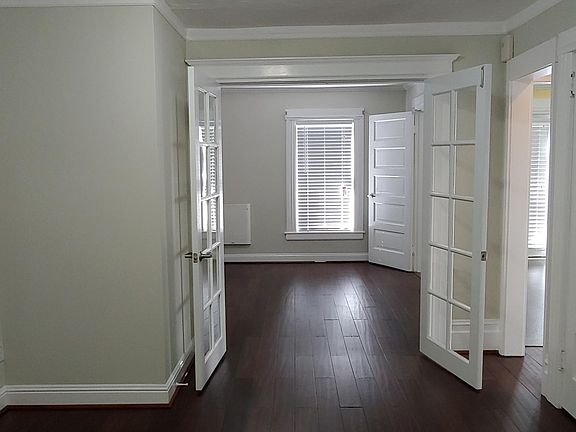 5th image of 645 Elizabeth St #B