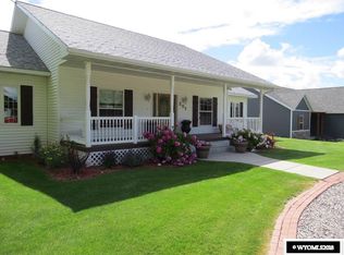 201 Country Club Dr, Riverton, WY 82501