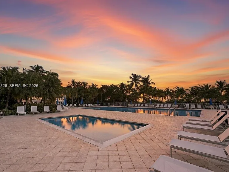 881 Ocean Dr #Townhouse 15 — Photo 23