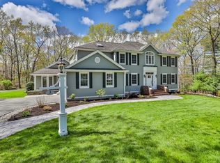 3 Reagan Ave, Franklin, MA 02038