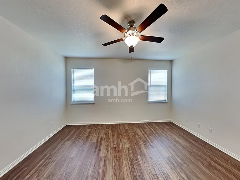 2738 Lillybrook Ln — Photo 7
