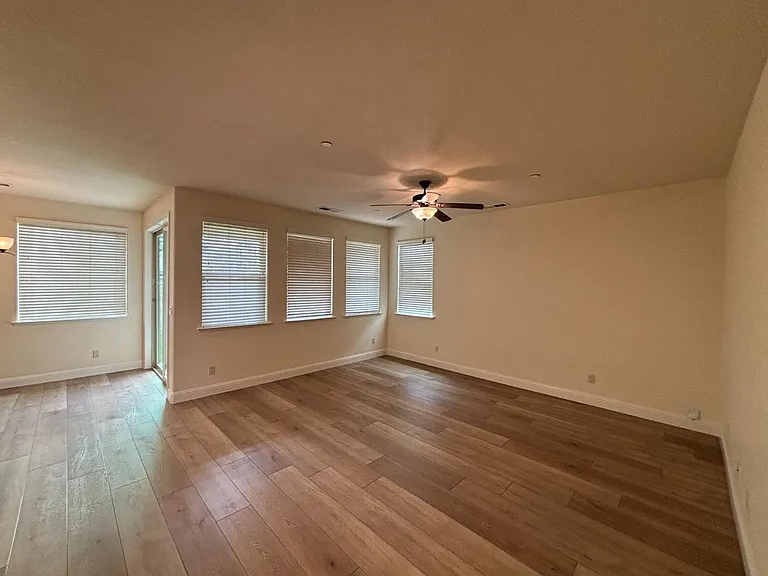 2481 S Via Versilia Dr — Photo 16