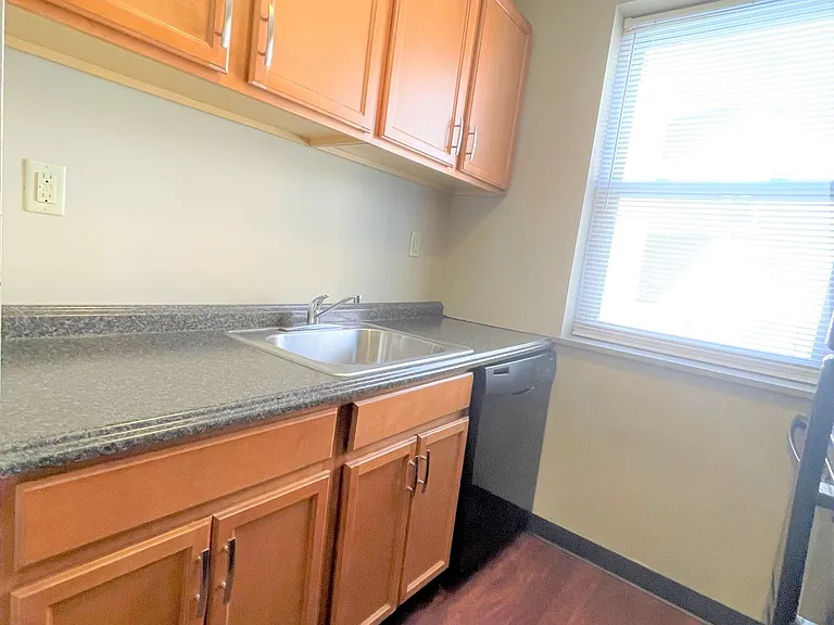 5712 Phillips Ave #B9 — Photo 141