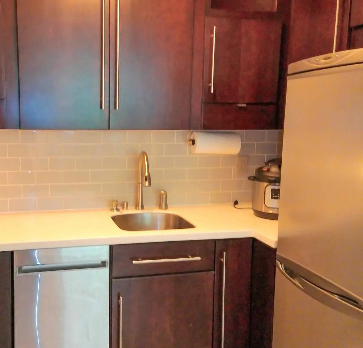 214 Avenue A — Photo 3