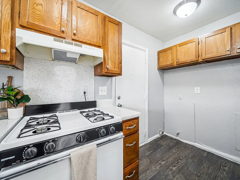 1801 S 132nd East Pl — Photo 51