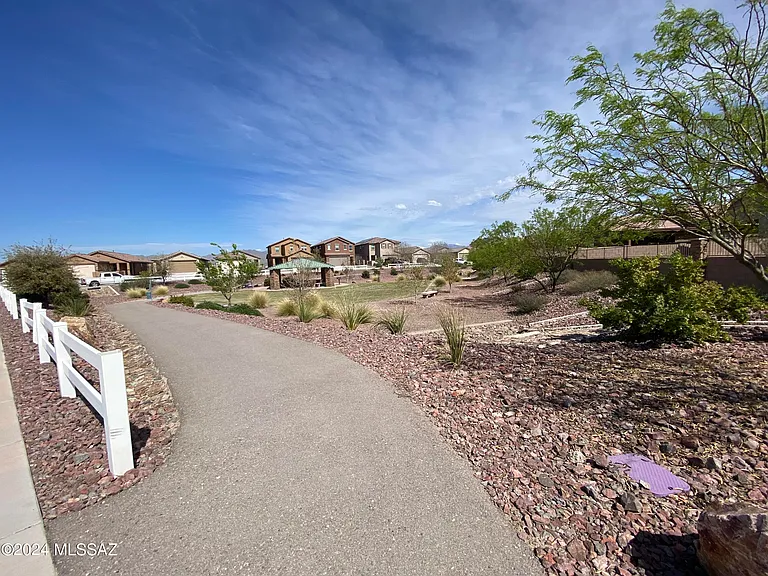 12265 N Sutter Dr — Photo 23