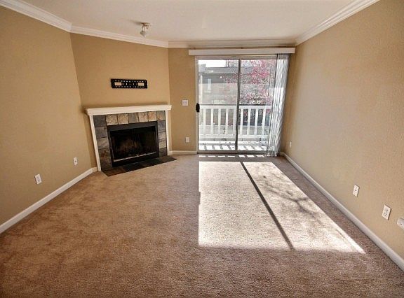 5th image of 1003 156th Ave NE Unit A206
