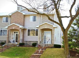 2058 Villard Ave, Saint Paul, MN 55116