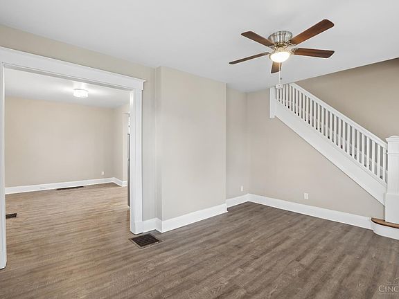 5th image of 607 Hawthorne Ave