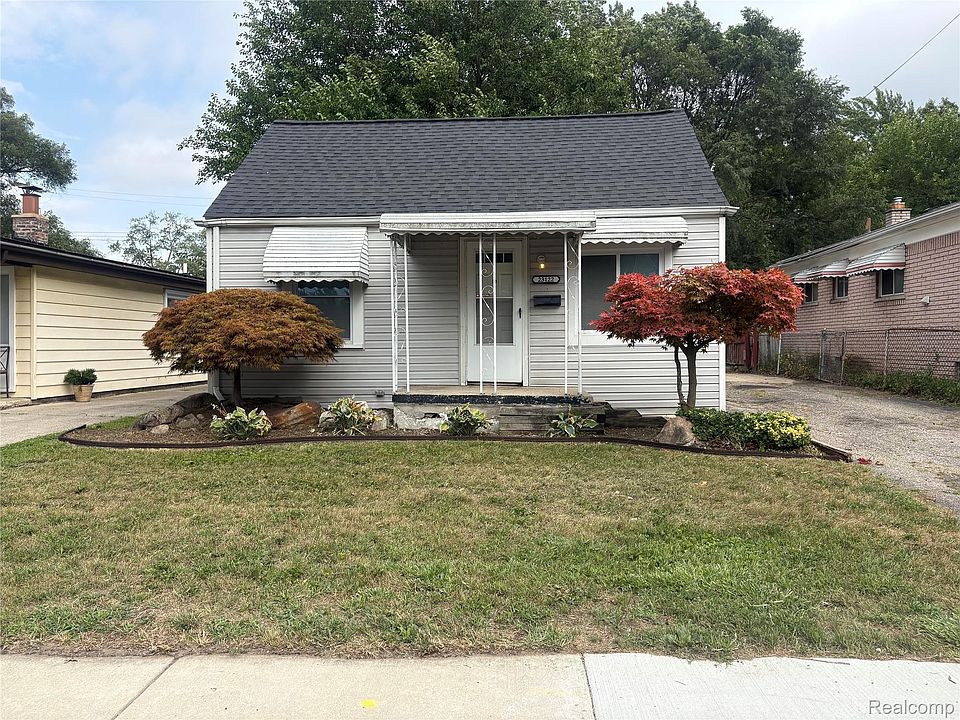 1st image of 23122 Davey Ave