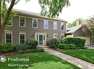 710 Meridian Ct, Wheaton, IL 60189