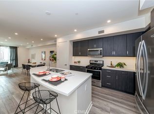 14124 W Monroe Pl, Van Nuys, CA 91405