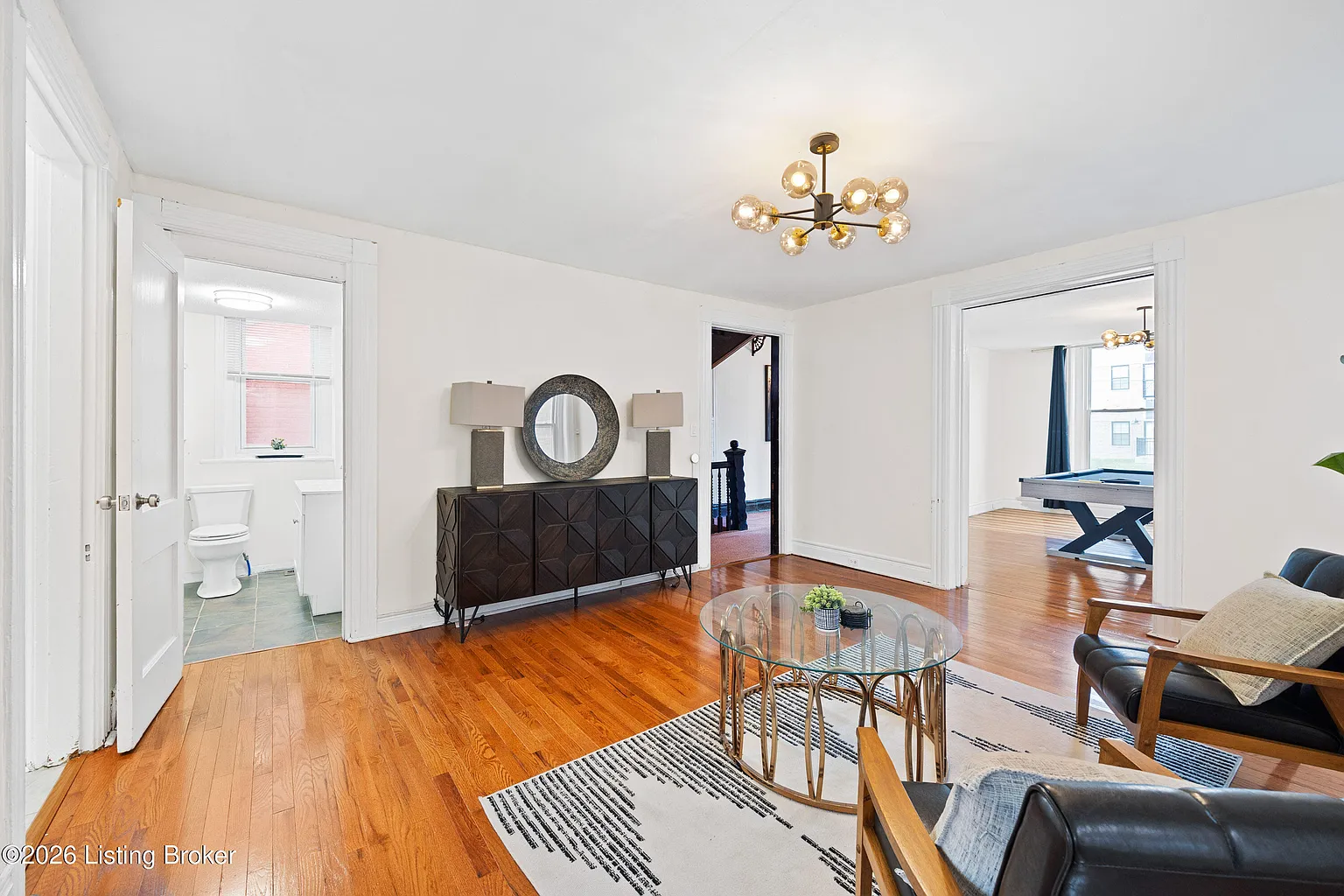 319 E Saint Catherine St photo 1