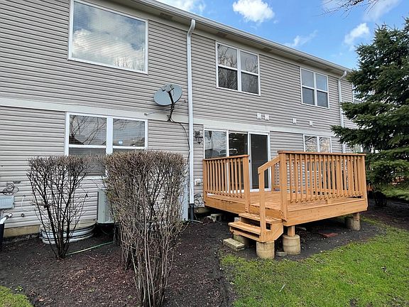 4th image of 3296 Cool Springs Ct #3296
