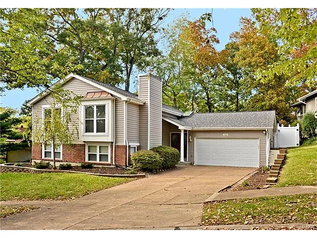 141 Holly Garden Dr photo 1