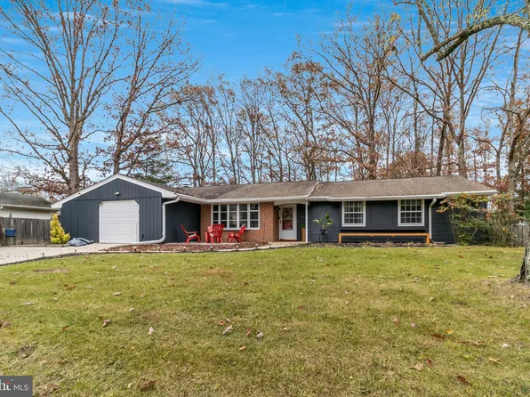 2670 Pinewood Dr, Waldorf, MD 20601