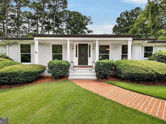 2nd image of 3199 Wynn Dr