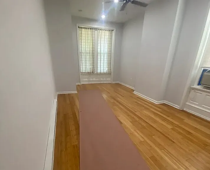 4523 Pulaski Ave — Photo 3