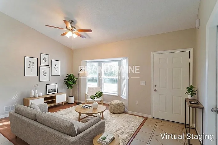 4 bed, 2.0 bath, 1746 sqft, $2,095 — Photo 3