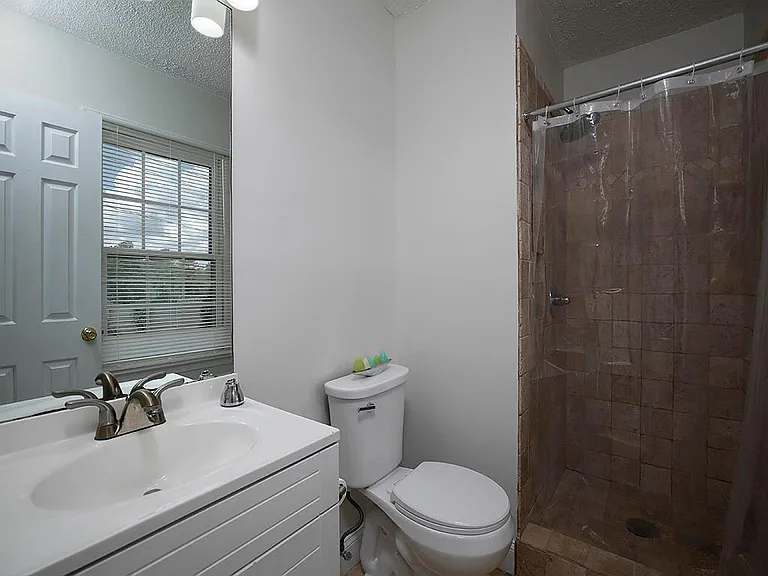 1018 Old Holcomb Bridge Rd — Photo 24