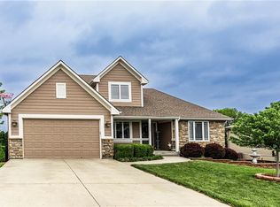 3200 Whistle Rd, Harrisonville, MO 64701