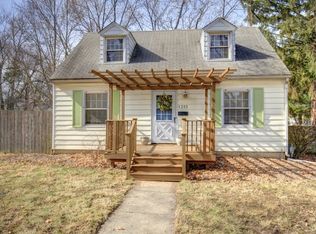 1315 Garden Ln, Champaign, IL