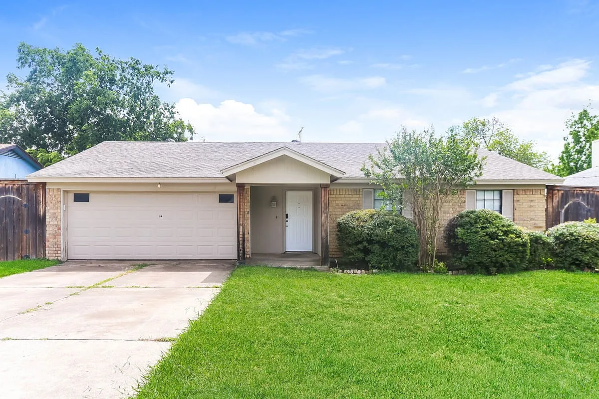 7404 Cheryl Court Watauga TX 76148 — Photo 1