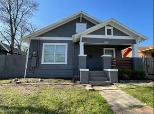1010 W Clarendon Dr, Dallas, TX 75208