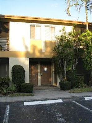 1st image of 107 Gardens Dr APT 204