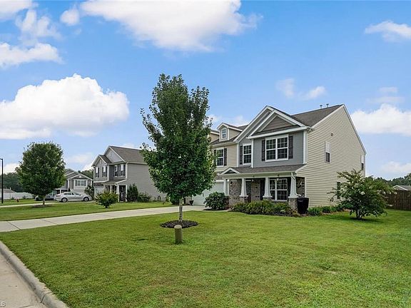 4th image of 405 Lawton Dr