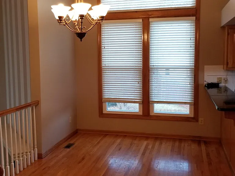 Dining room (real wood).