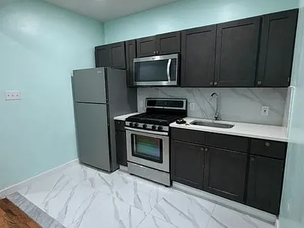 1570 Eastern Pkwy #1A, Brooklyn, NY 11233