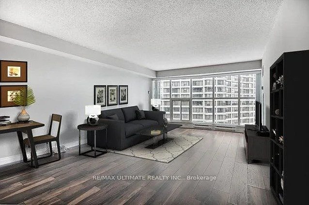 77 Harbour Sq #1606 — Photo 16