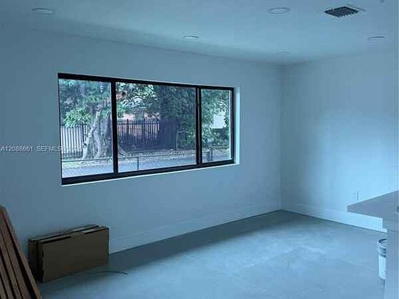 3rd image of 6480 NE 1st Ave