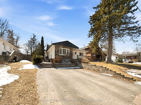 5th image of 209 Cliff Rd