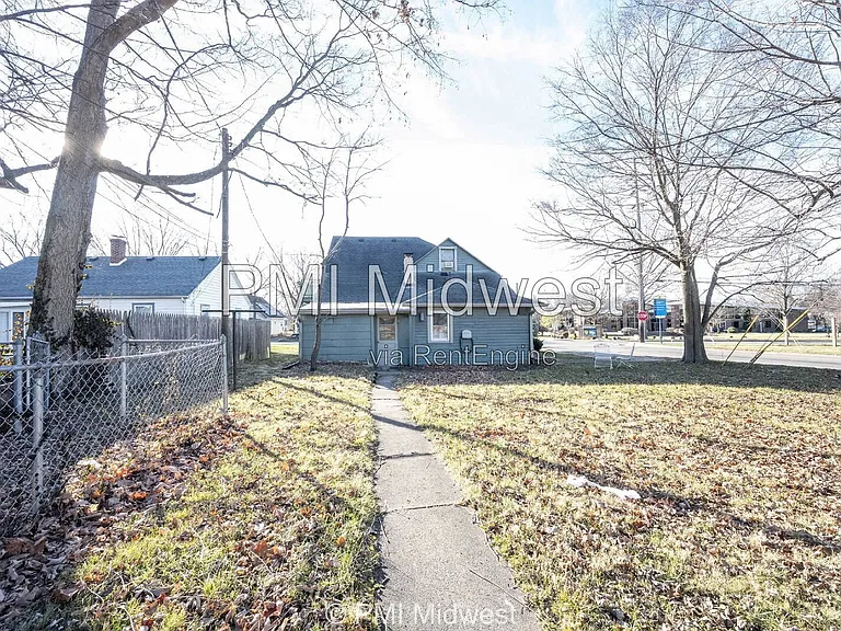 156 W Main St #C — Photo 19