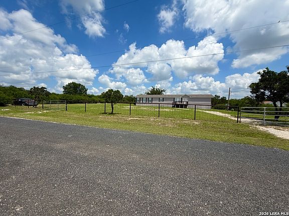 4th image of 18707 County Road 5736