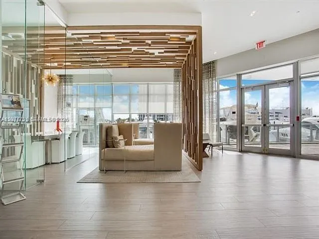 17301 Biscayne Blvd #1103 — Photo 4