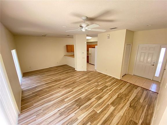 5th image of 9069 Iron Oak Ave