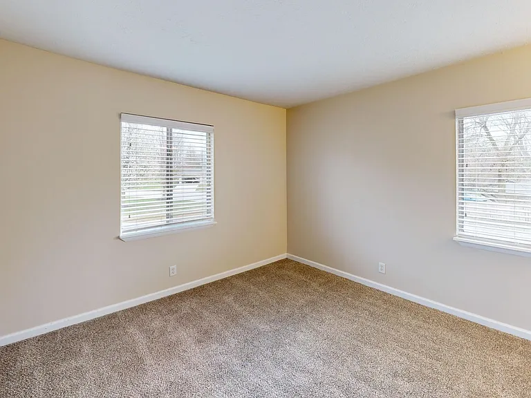 1304 Palmer Dr — Photo 33