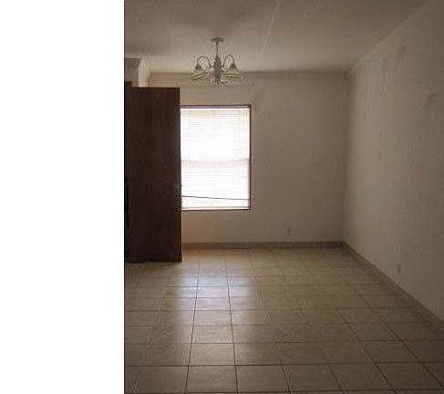 3rd image of 225 N Lindero St
